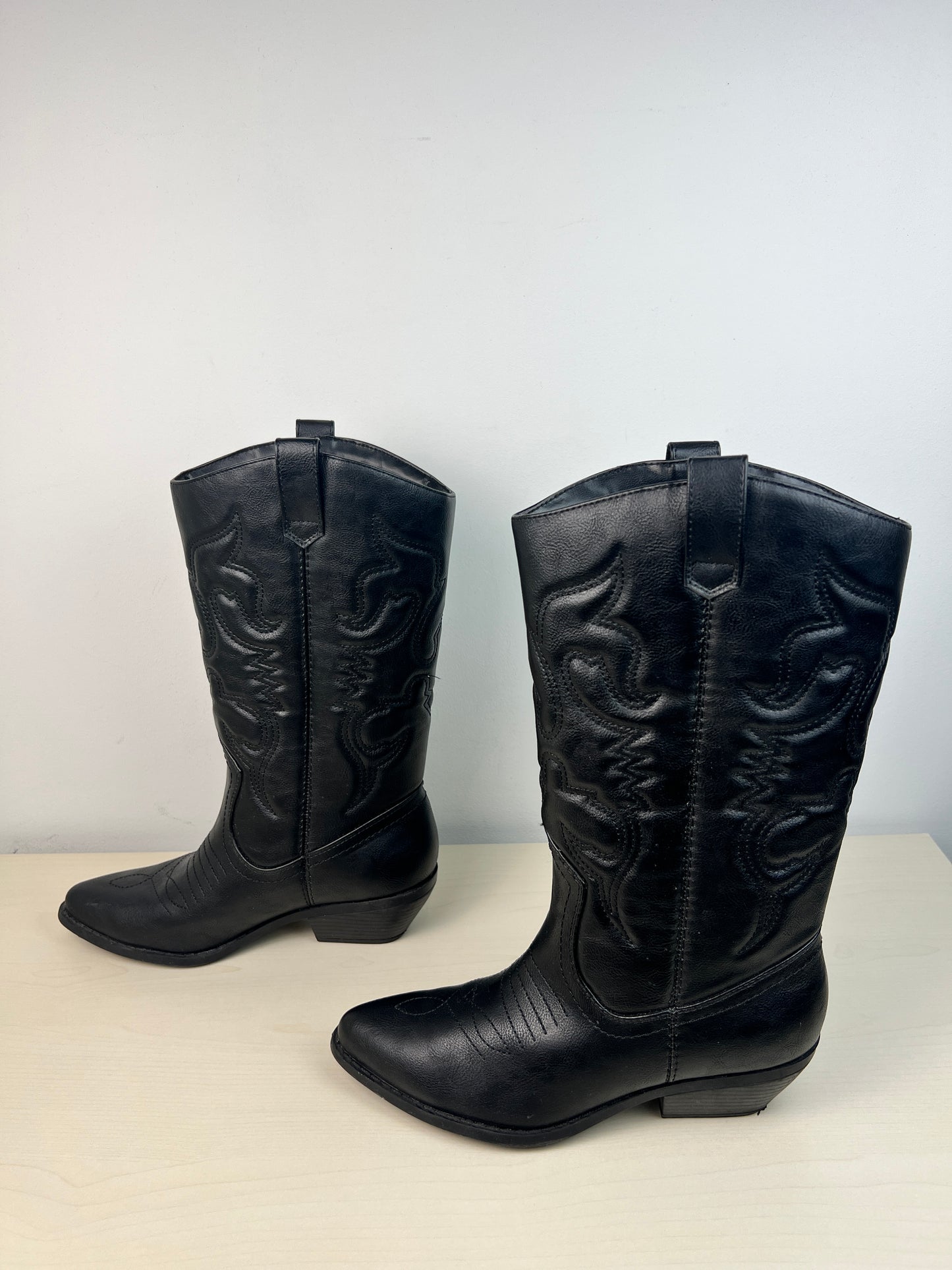 Boots Western By Soda In Black, Size: 7