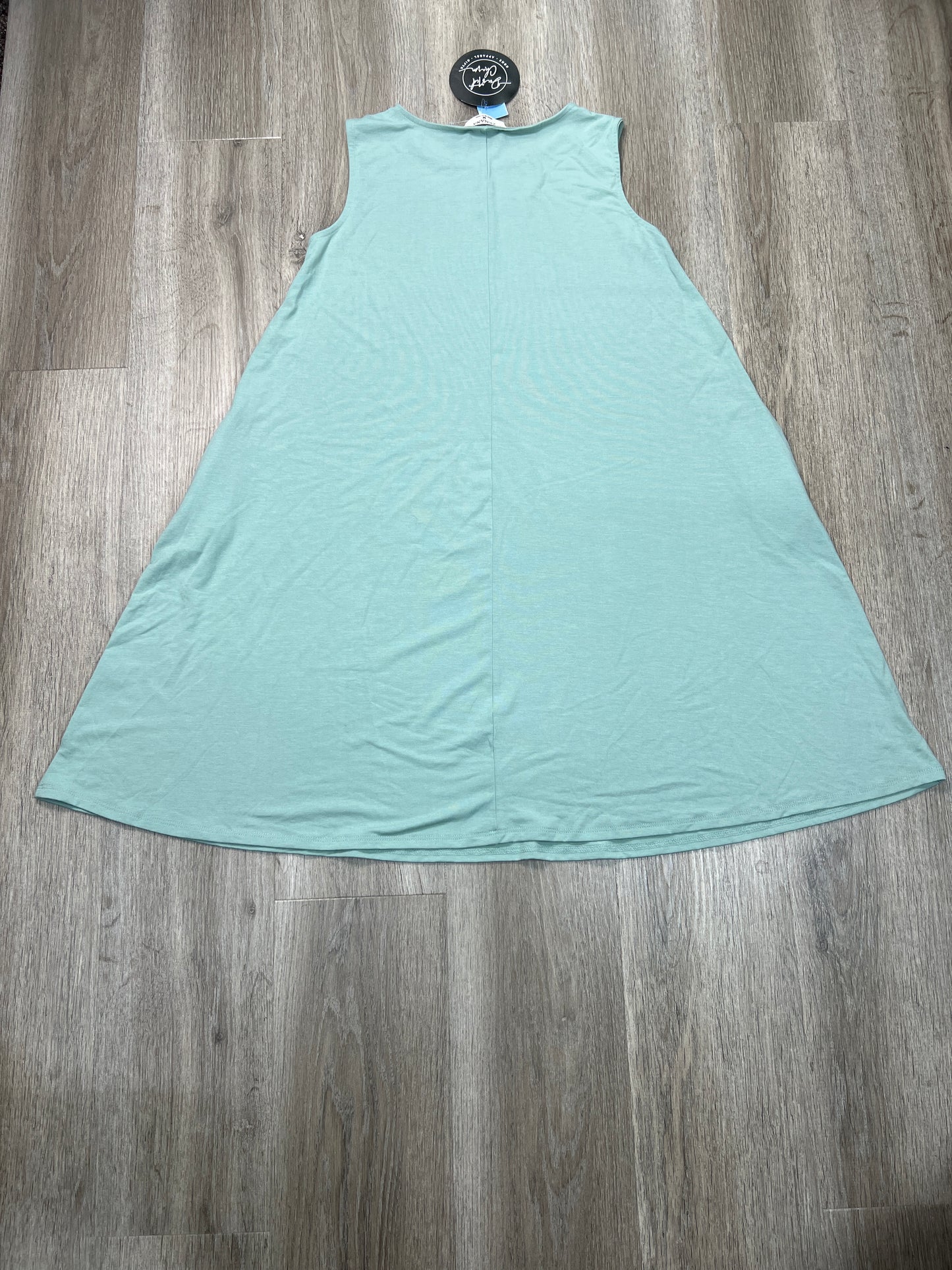 Dress Casual Short By Zenana Outfitters In Green, Size: M