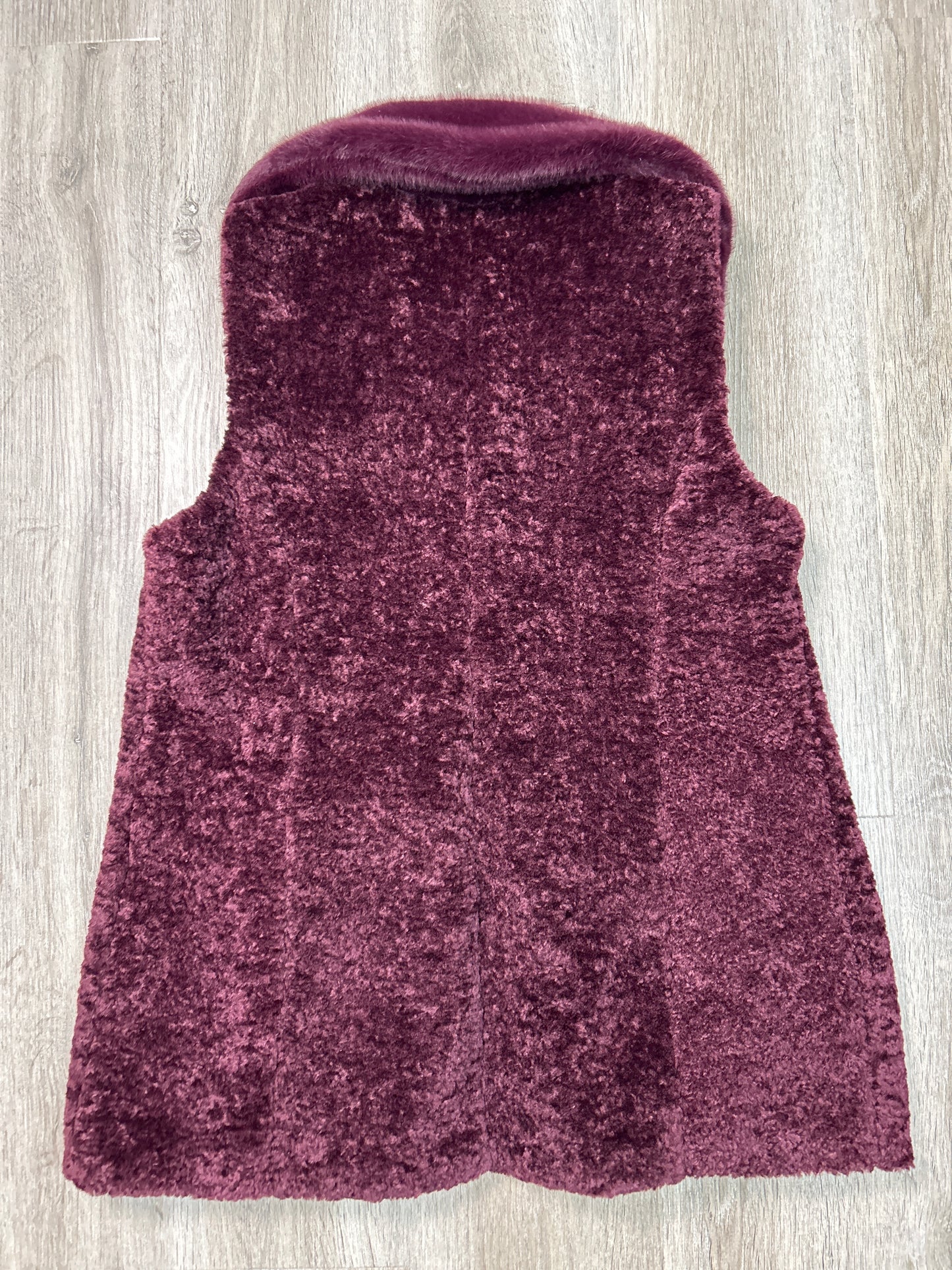 Vest Faux Fur & Sherpa By White House Black Market In Maroon, Size: S