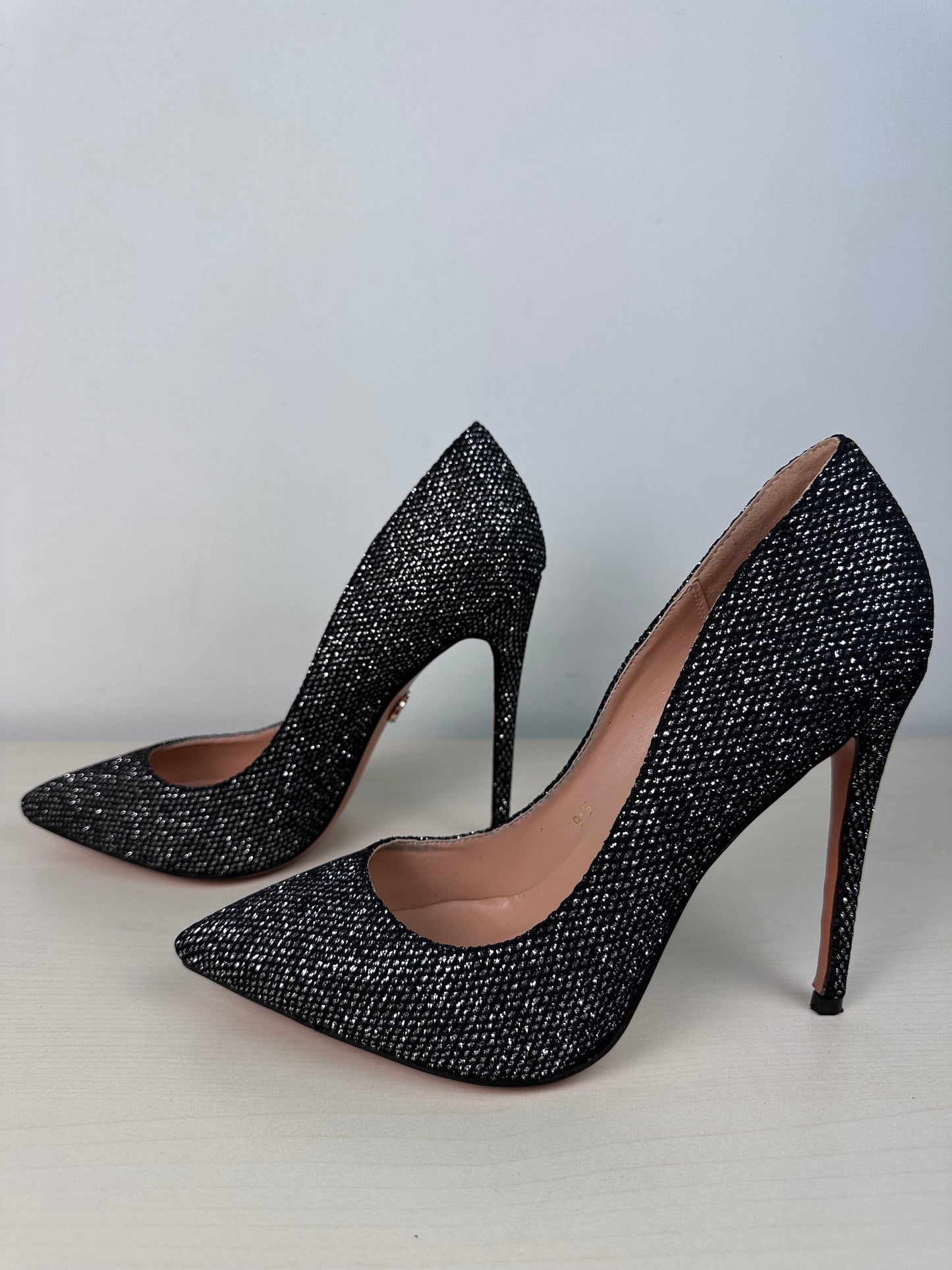 Shoes Heels Stiletto By Petite Concepts In Black, Size: 9.5