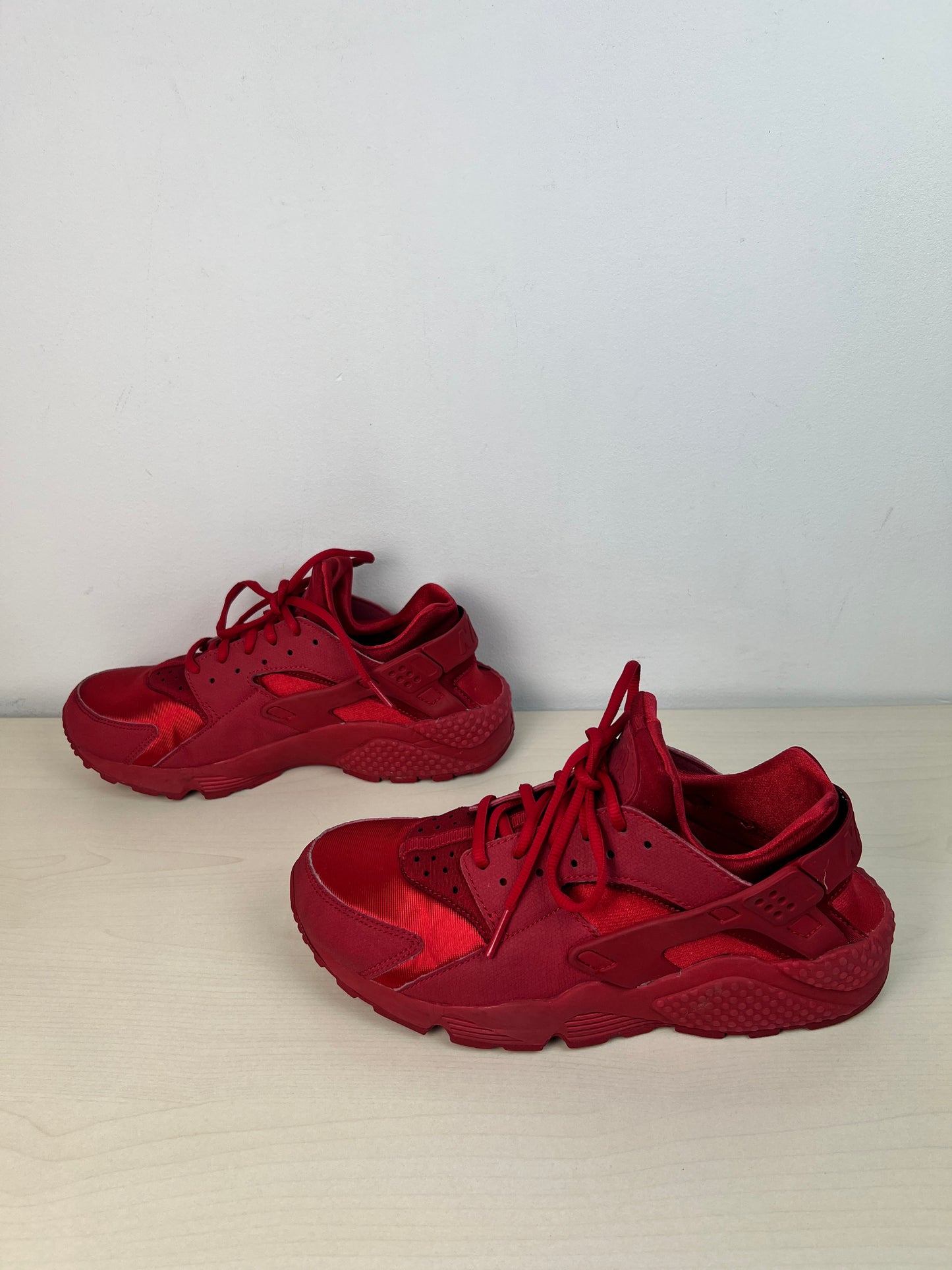 Shoes Sneakers By Nike In Red, Size: 7.5