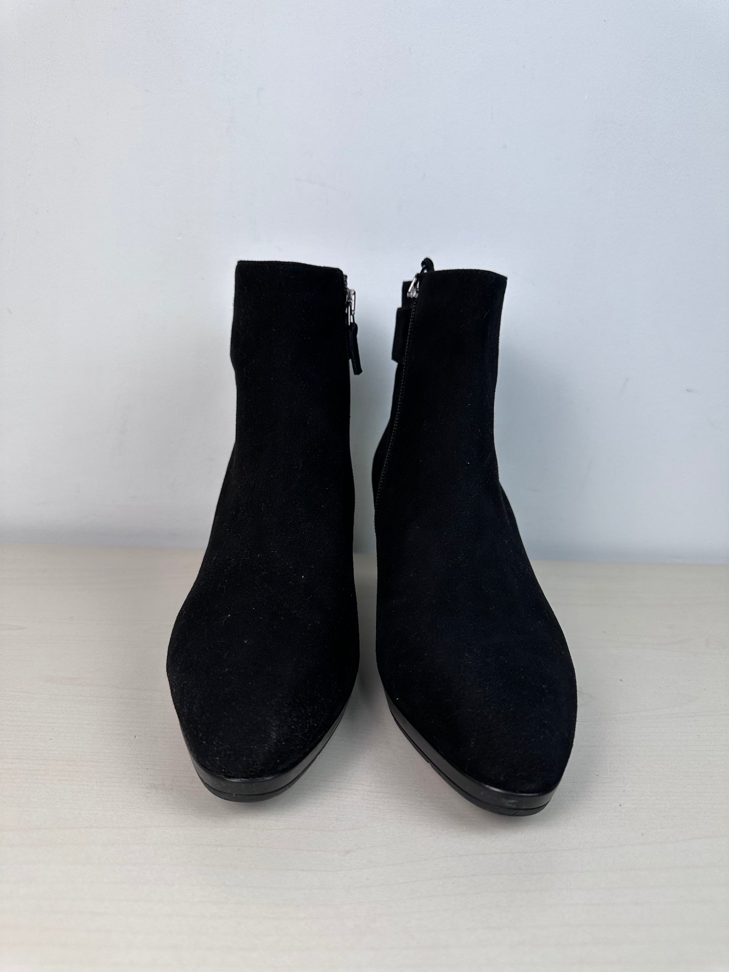 Boots Ankle Heels By Aquatalia In Black, Size: 9