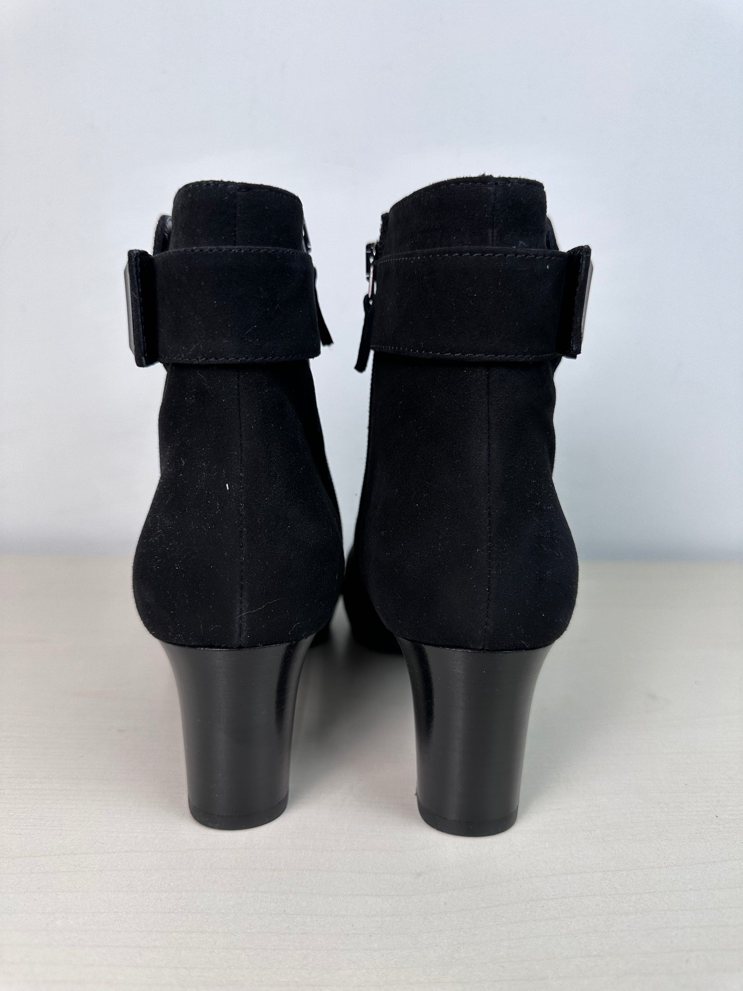 Boots Ankle Heels By Aquatalia In Black, Size: 9