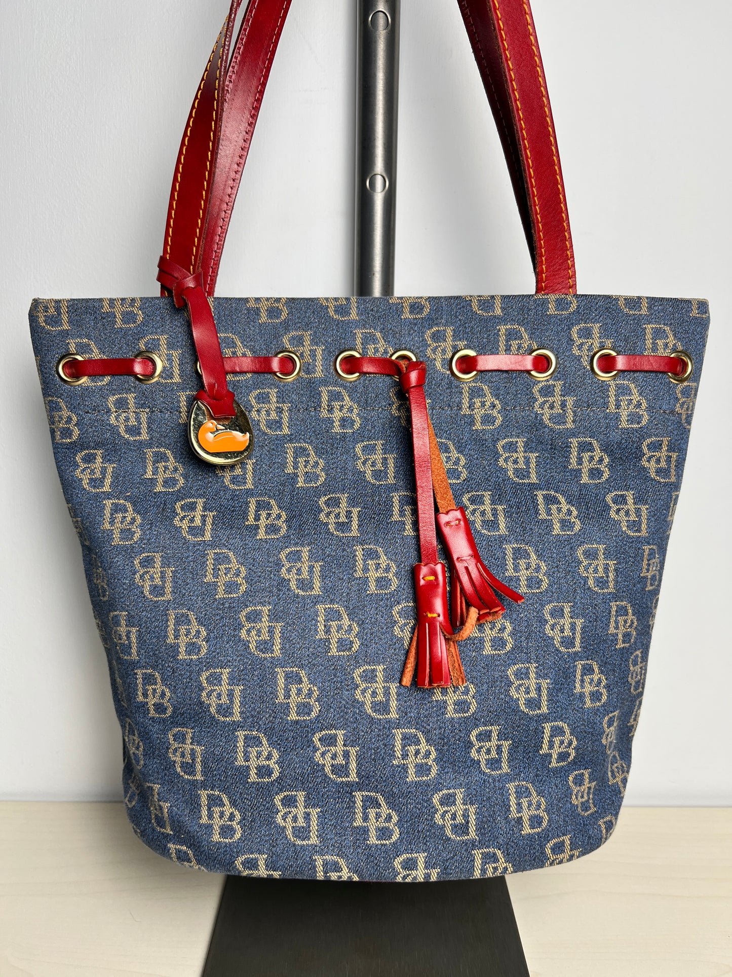 Handbag Designer By Dooney And Bourke, Size: Medium