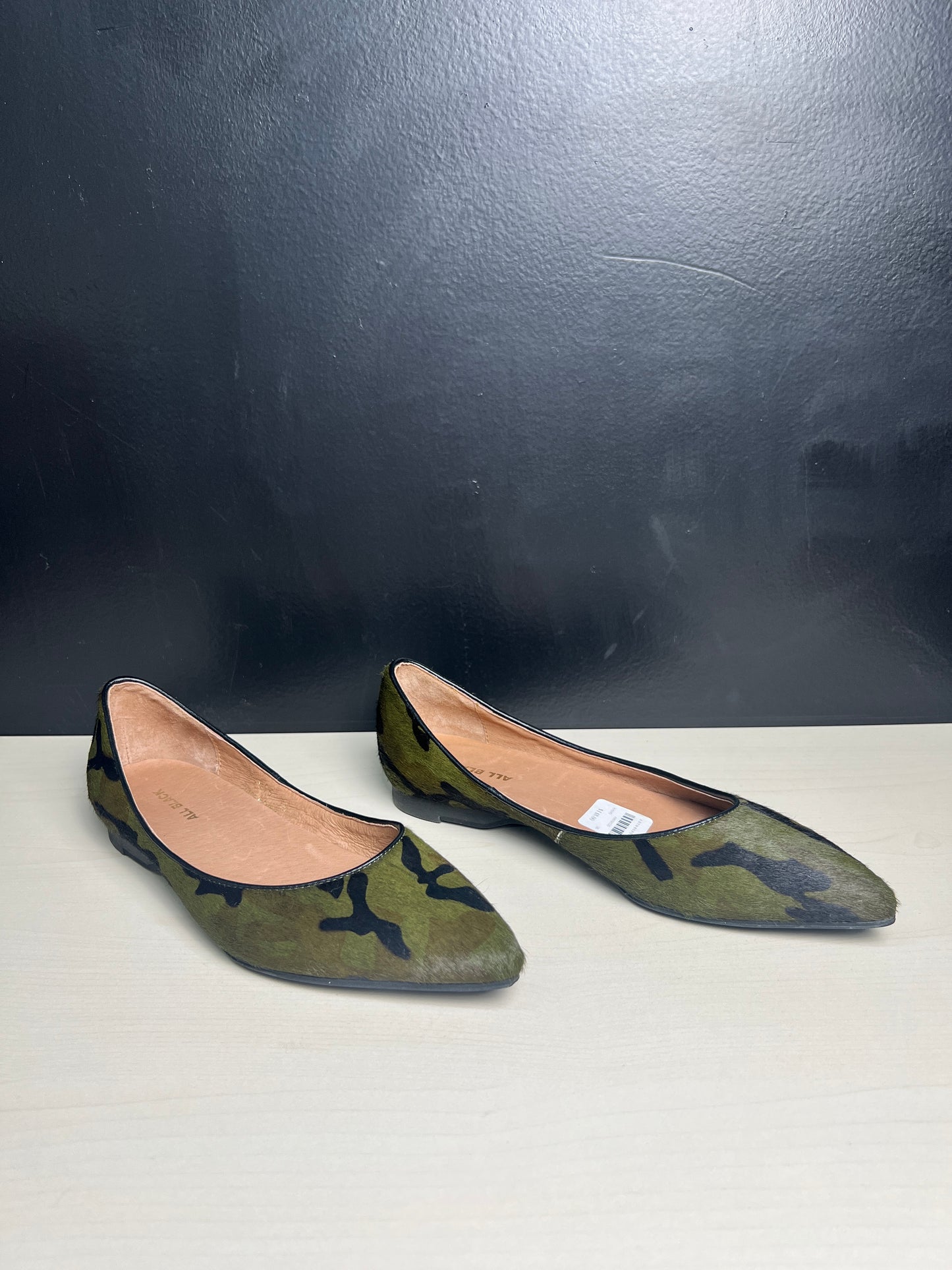 Shoes Flats By Anthropologie In Camouflage Print, Size: 6