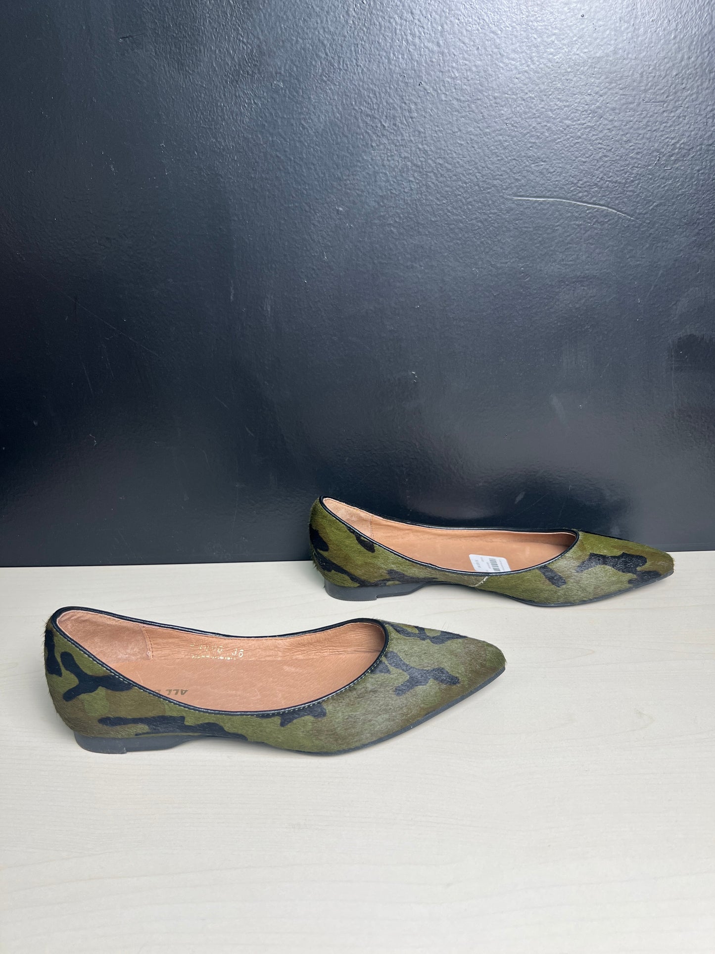 Shoes Flats By Anthropologie In Camouflage Print, Size: 6