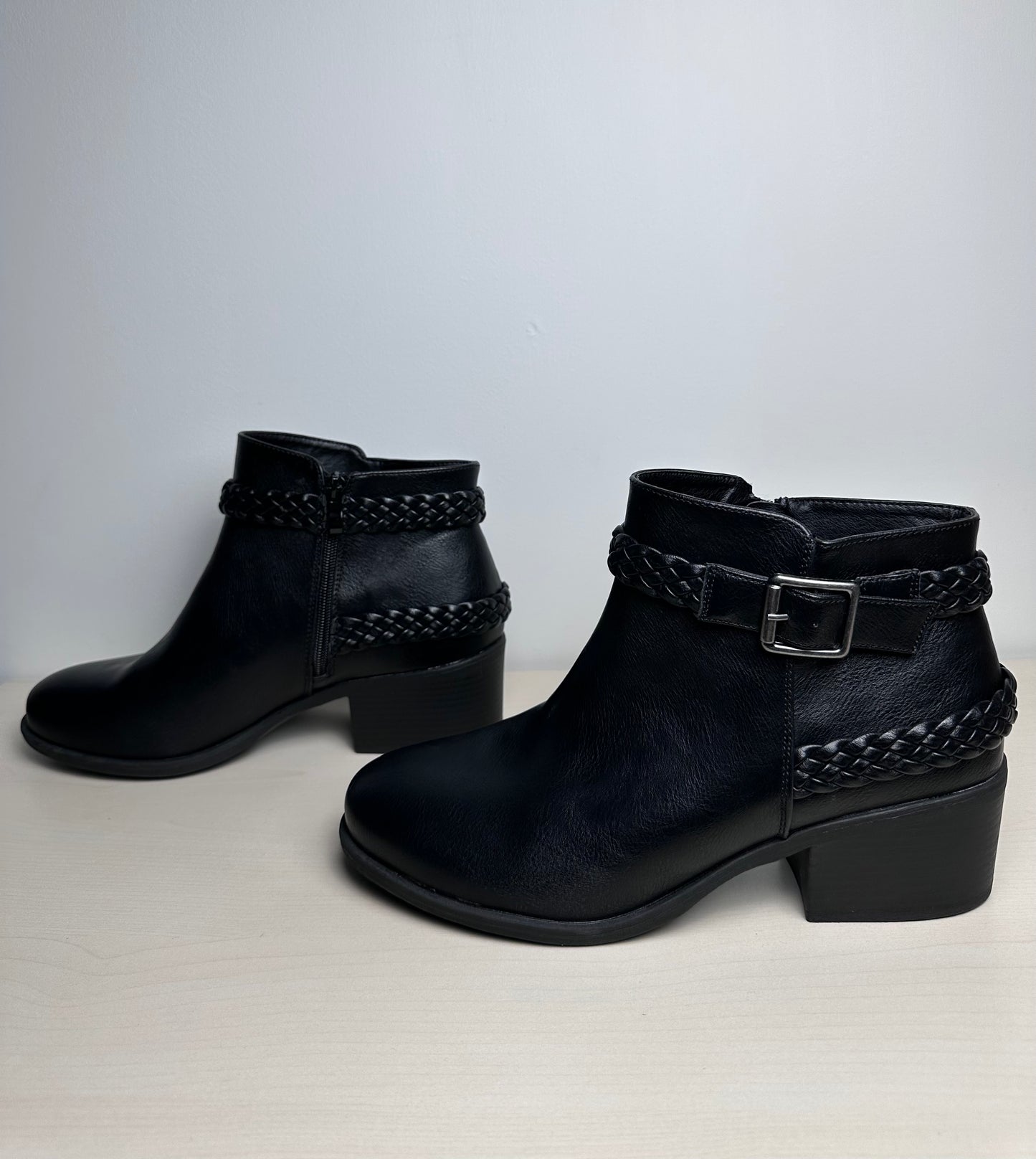 Boots Ankle Heels By Luoika In Black, Size: 12