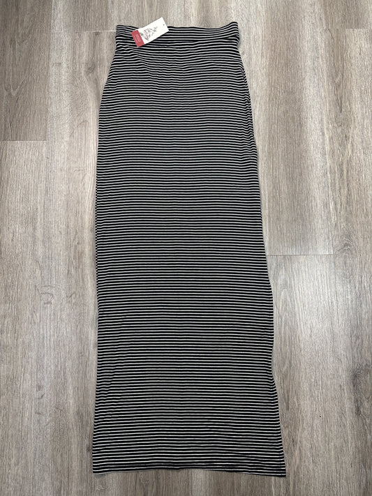 Skirt Maxi By Pull & Bear In Black & White, Size: S