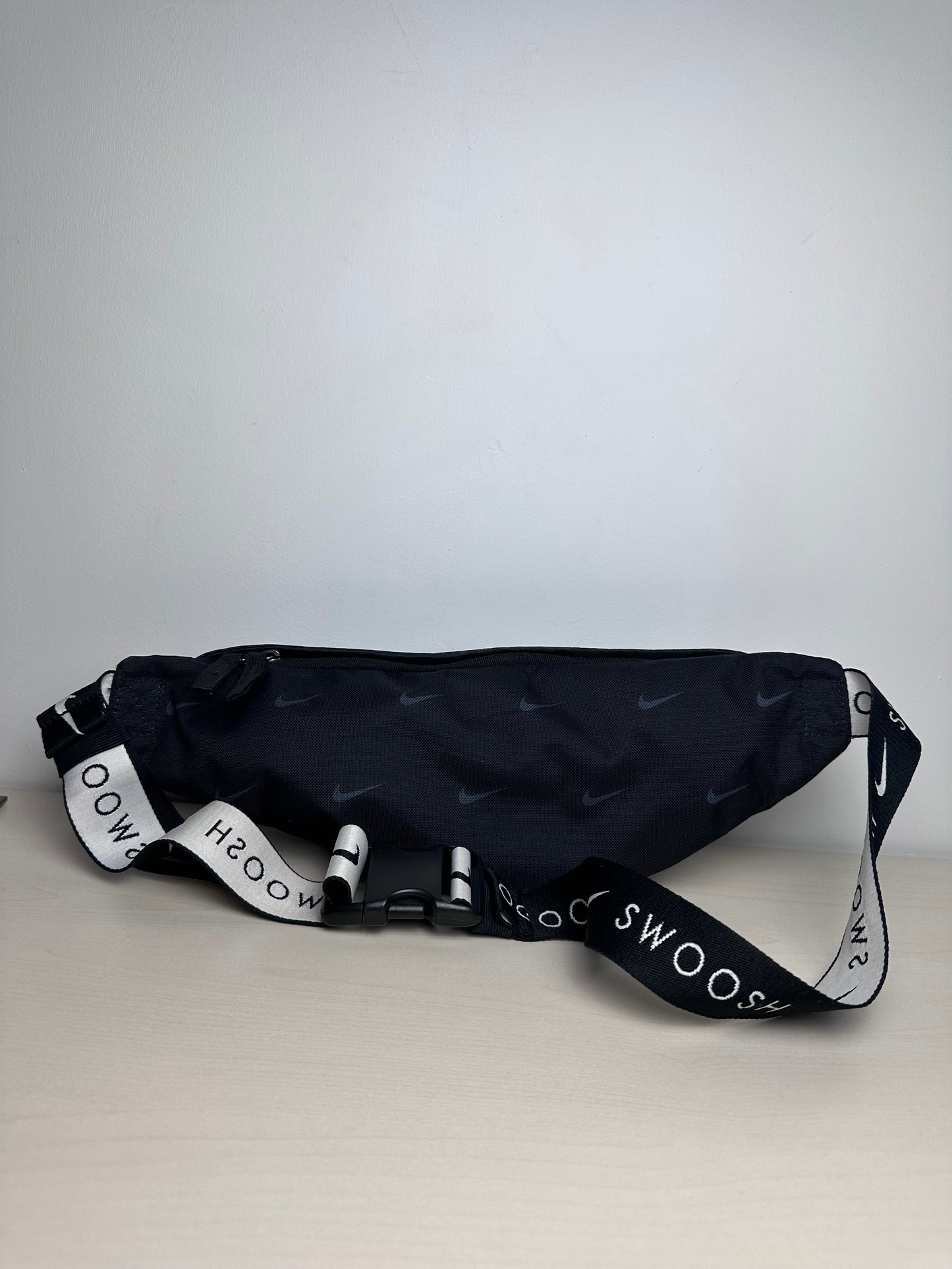 Belt Bag By Nike, Size: Large