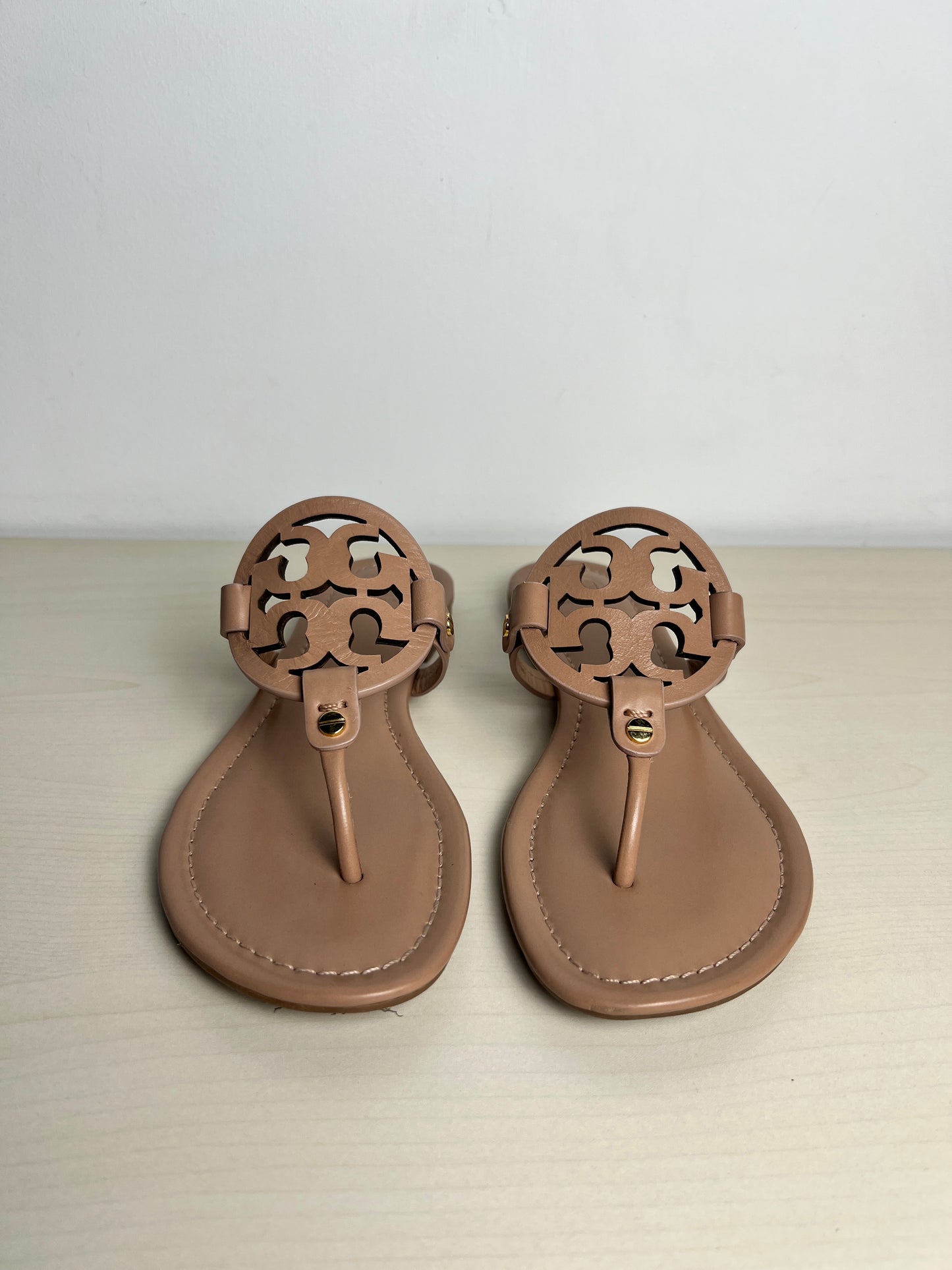 Sandals Designer By Tory Burch In Tan, Size: 9.5