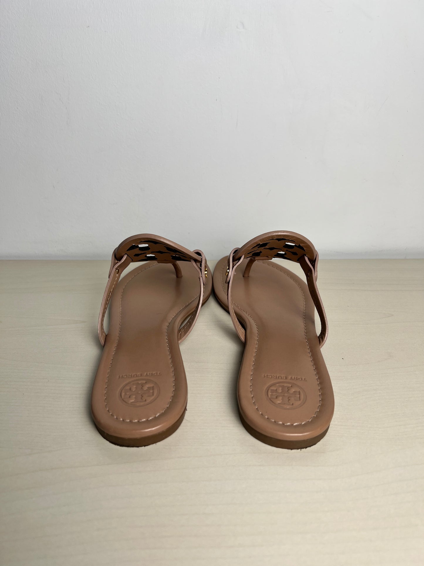 Sandals Designer By Tory Burch In Tan, Size: 9.5