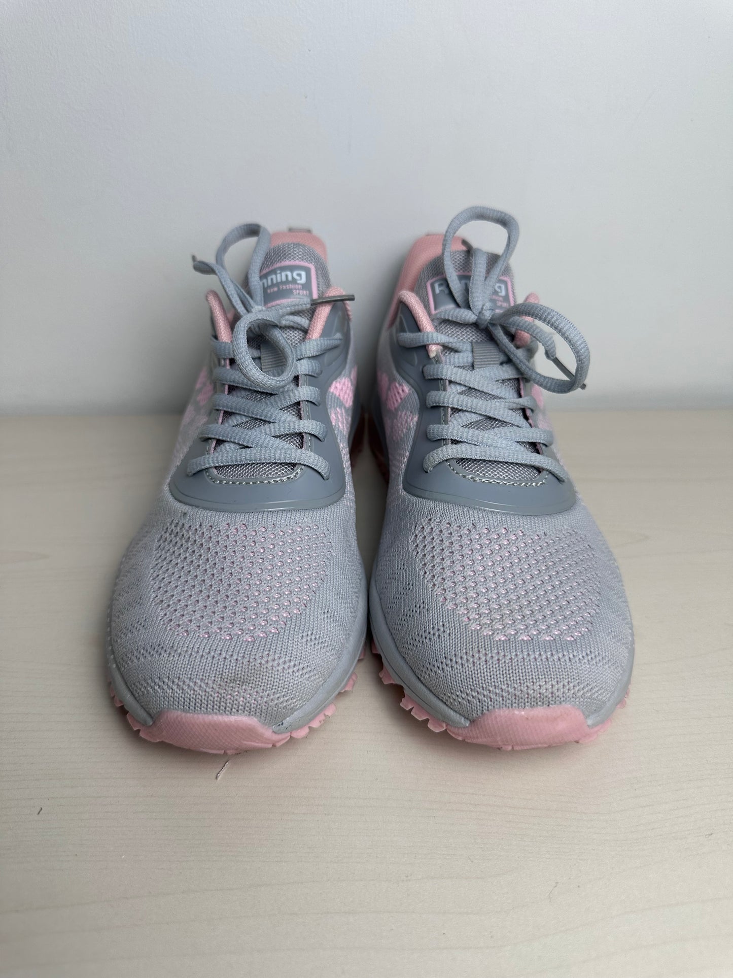 Shoes Athletic By NEW FASHION In Grey & Pink, Size: 8