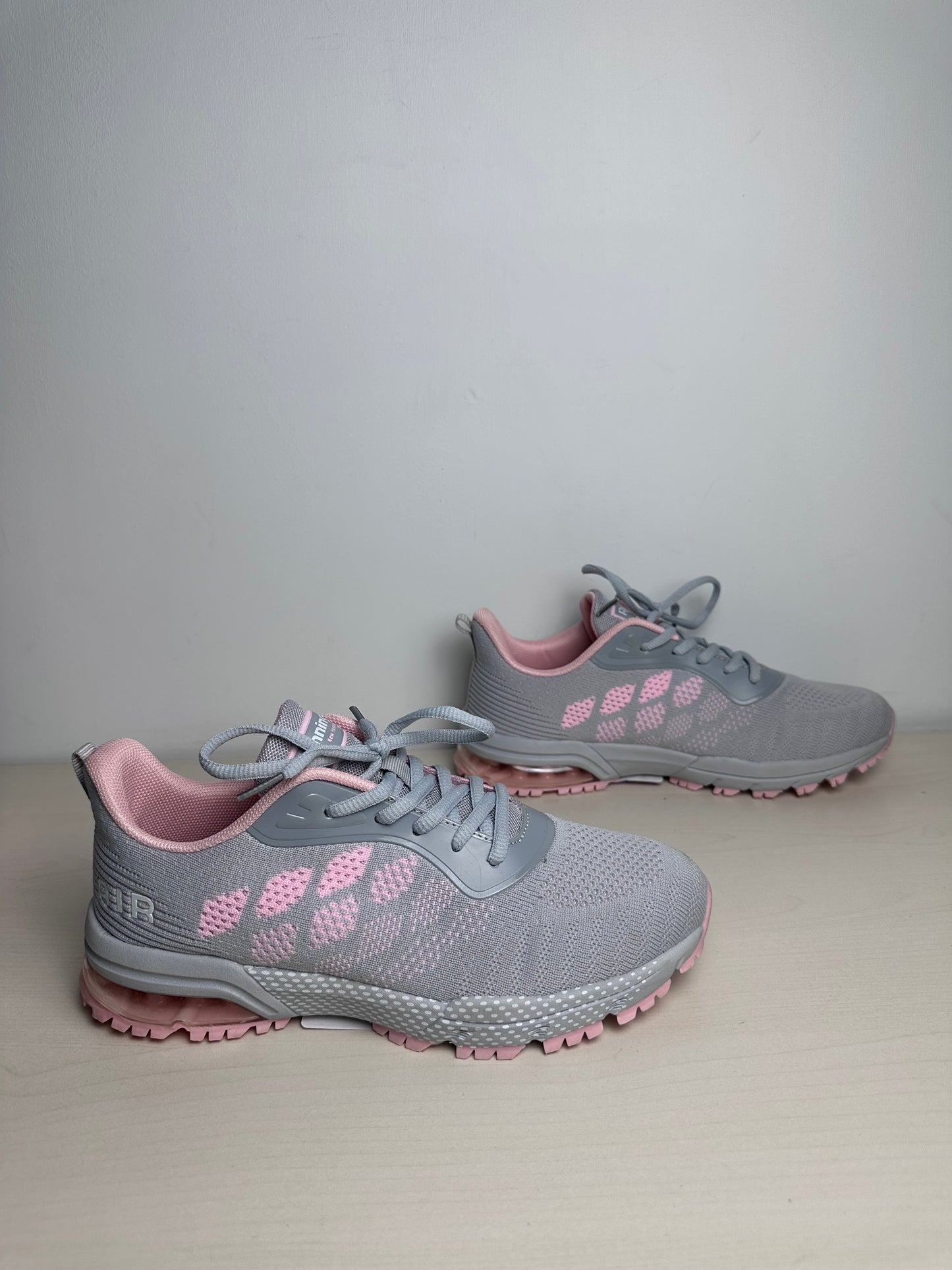 Shoes Athletic By NEW FASHION In Grey & Pink, Size: 8