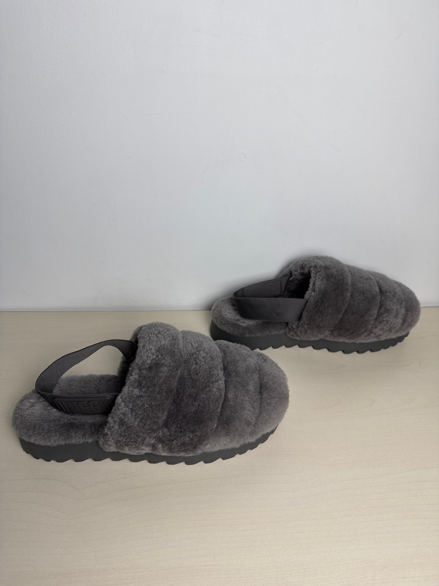 Slippers Designer By Ugg In Grey