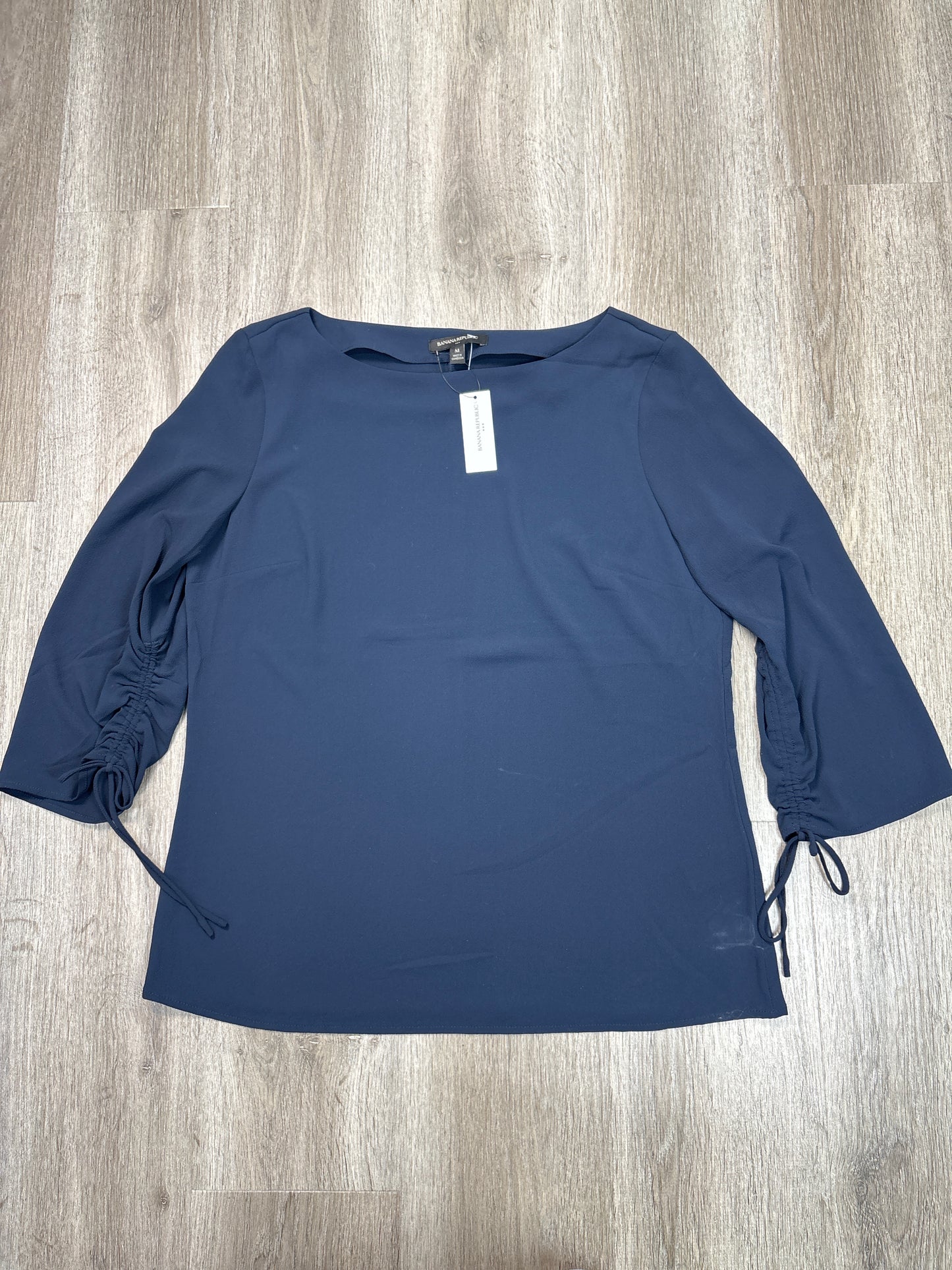 Blouse 3/4 Sleeve By Banana Republic In Navy, Size: M