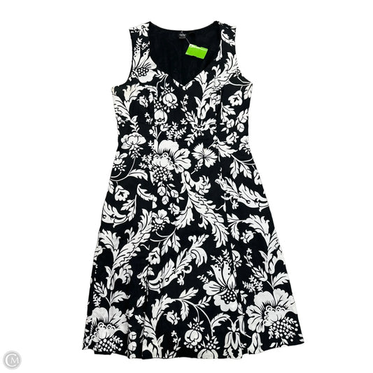 Dress Casual Short By Esprit In Black & White, Size: S