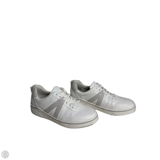 Shoes Sneakers By Mia In White, Size: 8.5