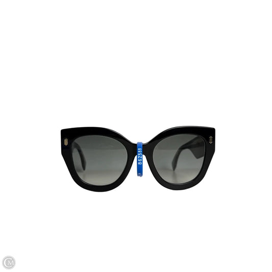 Sunglasses Luxury Designer By Fendi
