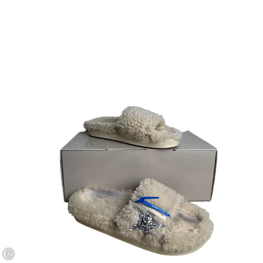 Sandals Luxury Designer By Golden Goose In Cream, Size: 9