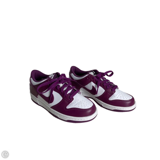 Shoes Sneakers By Nike In Purple & White, Size: 8