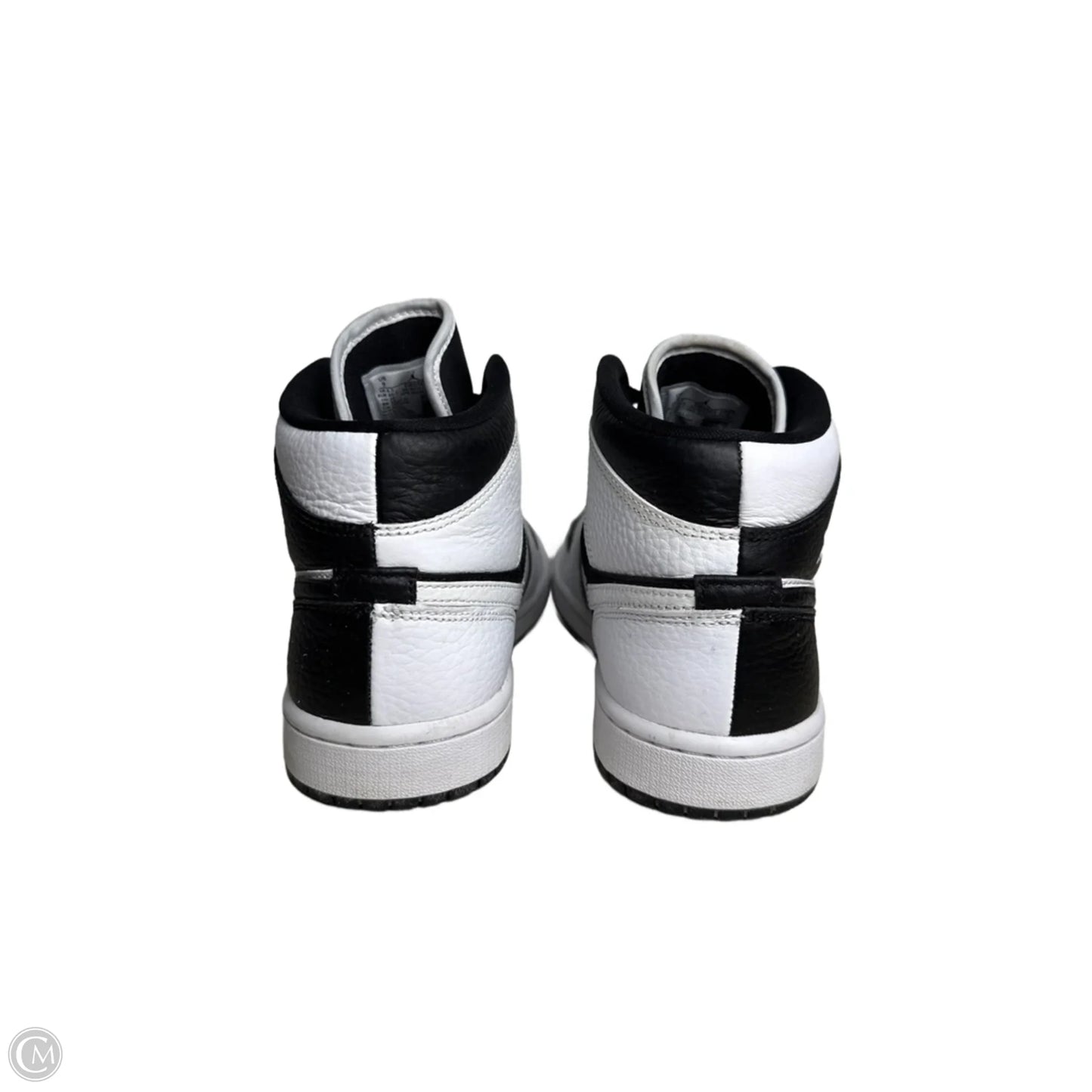 Shoes Sneakers By Nike In Black & White, Size: 9