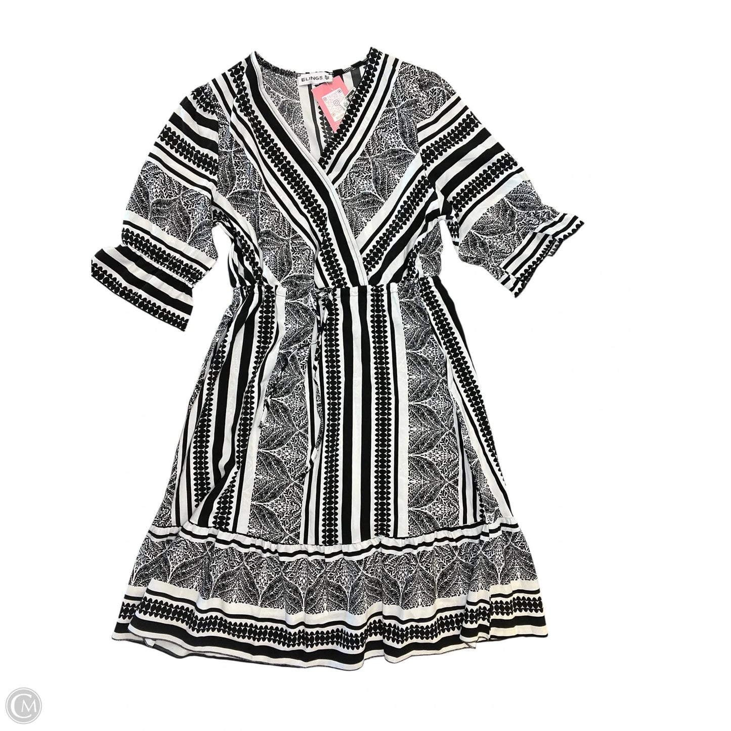 Dress Casual Short By Clothes Mentor In Black & White, Size: S
