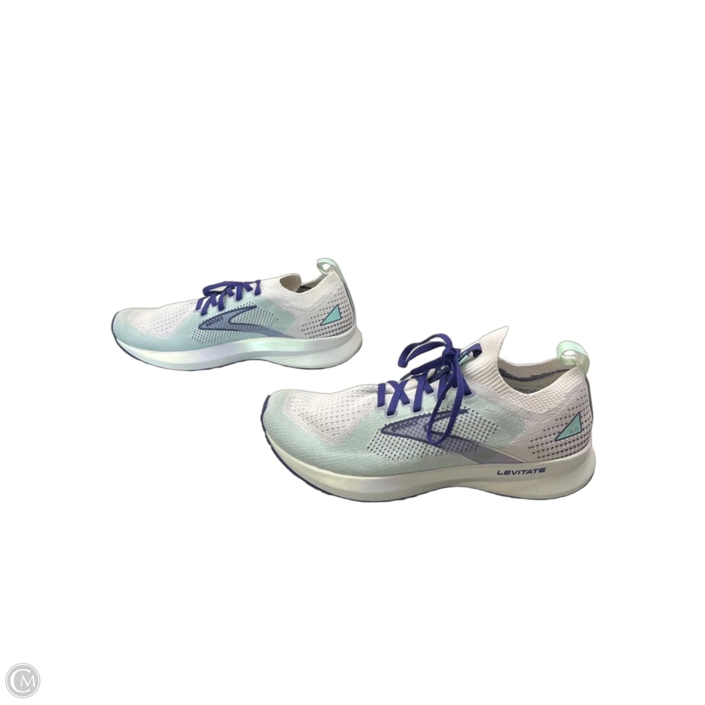 Shoes Athletic By Brooks In White, Size: 9.5