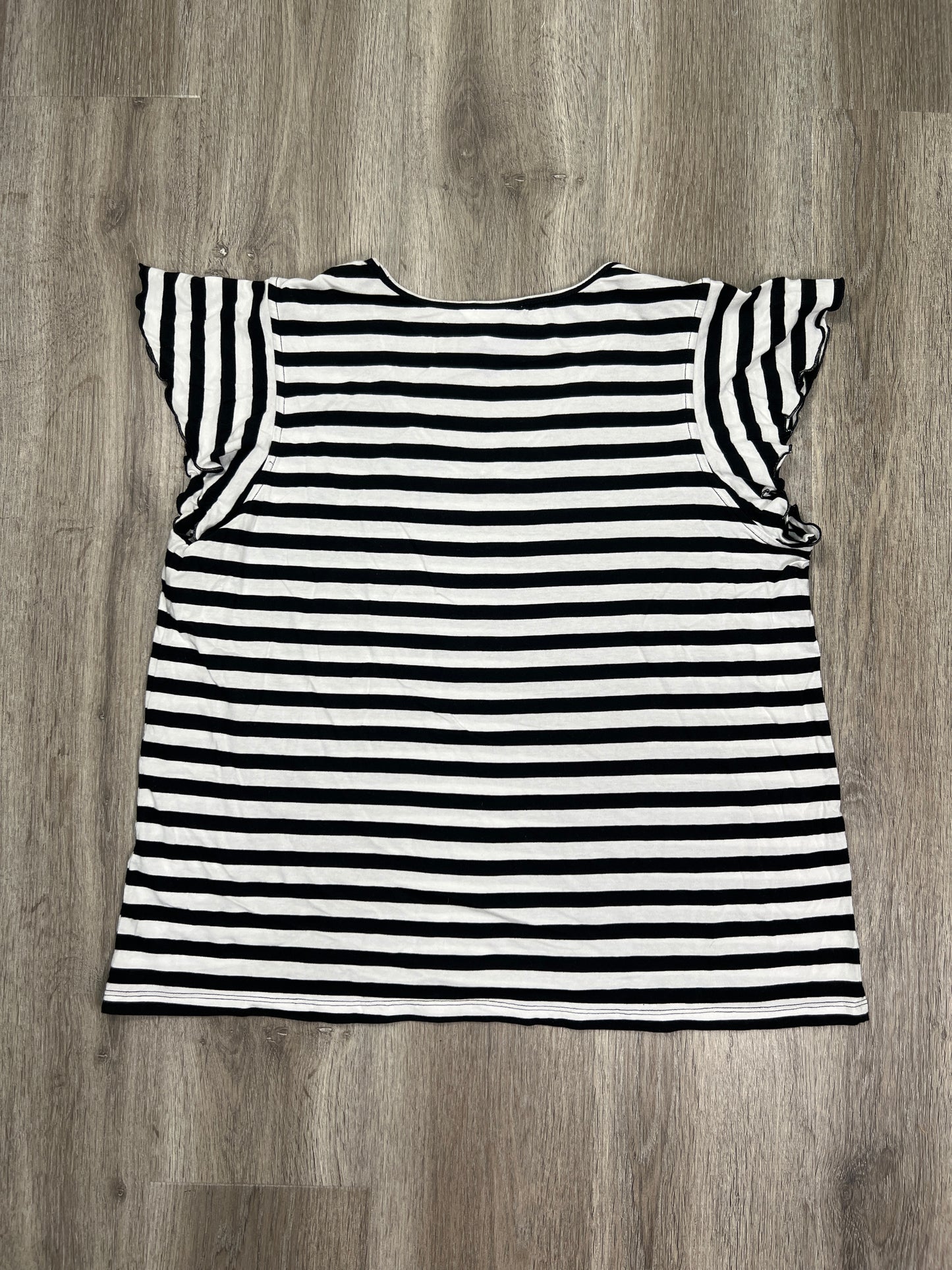 Striped Pattern Top Short Sleeve 1901, Size Xl