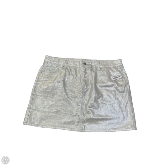 Skirt Mini & Short By Old Navy In Silver, Size: Xl
