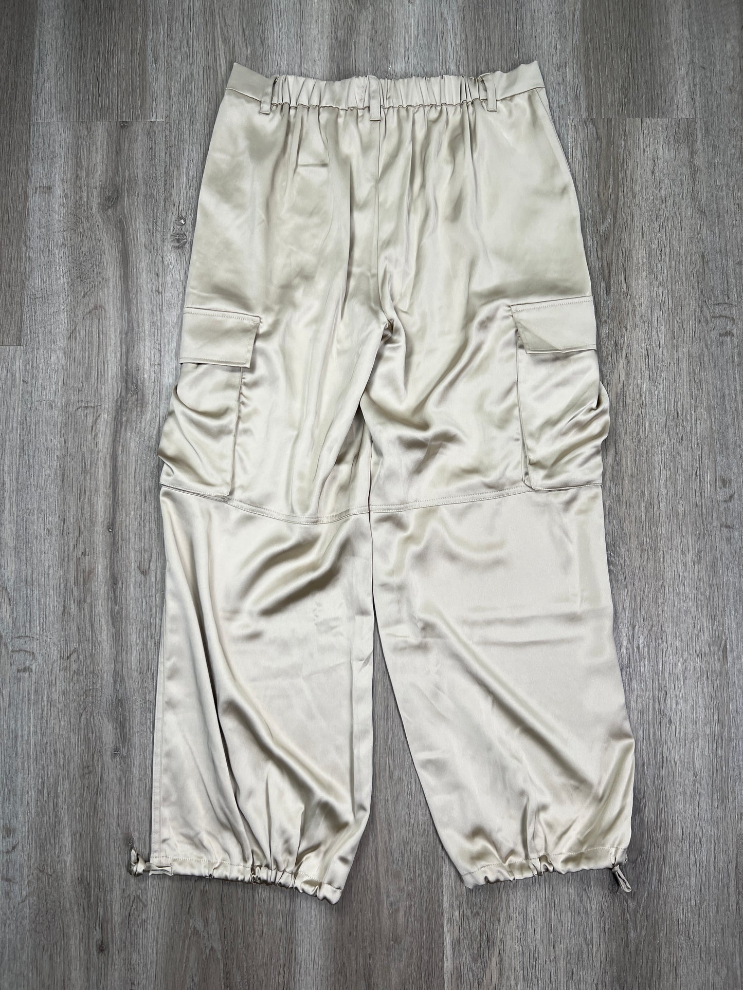 Gold Pants Cargo & Utility Banana Republic, Size M