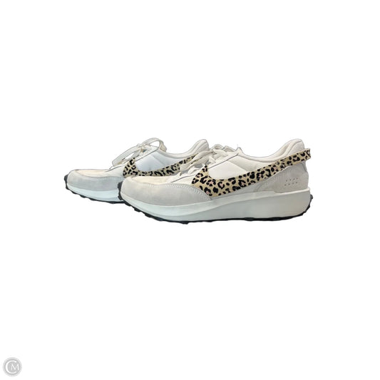 Shoes Sneakers By Nike In White, Size: 10