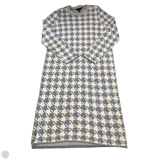 Dress Sweater By Ann Taylor In White, Size: Xl