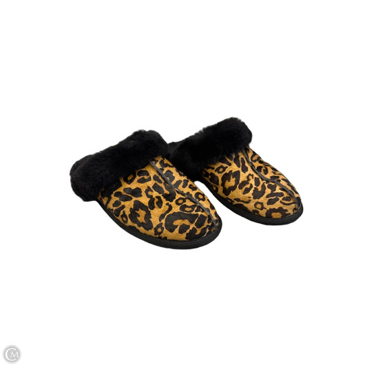 Slippers Designer By Ugg In Leopard Print, Size: 9