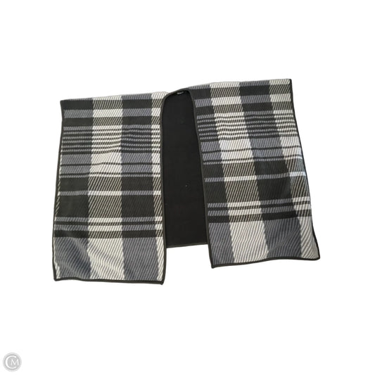 Poncho By Clothes Mentor In Black & Grey, Size: Osfm