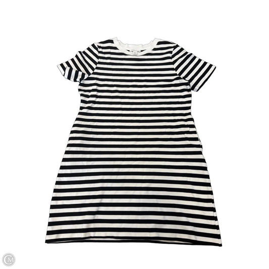 Dress Casual Short By Nordstrom In Striped Pattern, Size: M
