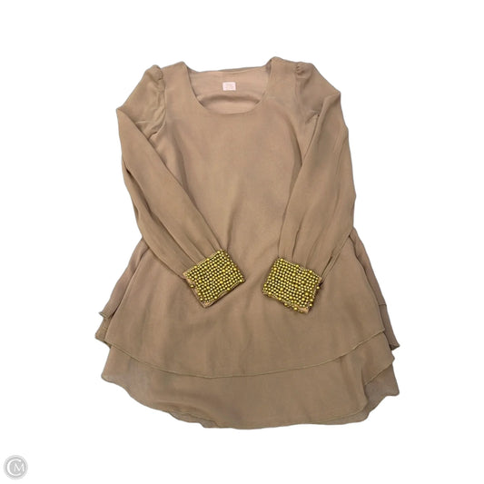Dress Casual Short By Cma In Beige, Size: S