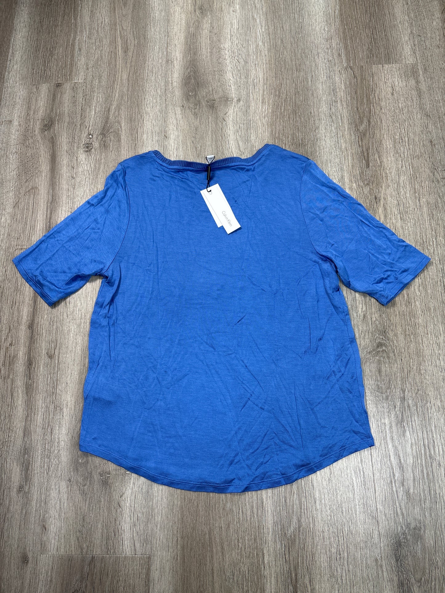 Top Short Sleeve By Calvin Klein In Blue, Size: L