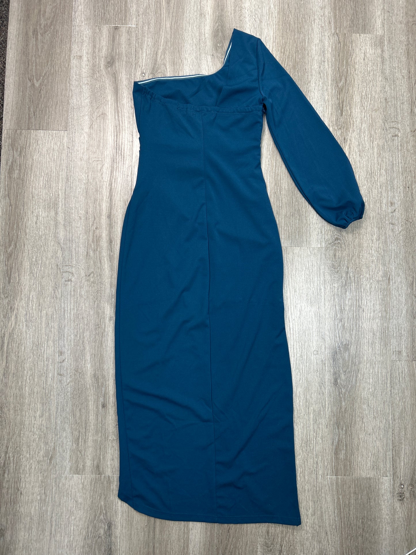 Dress Party Midi By Clothes Mentor In Teal, Size: S