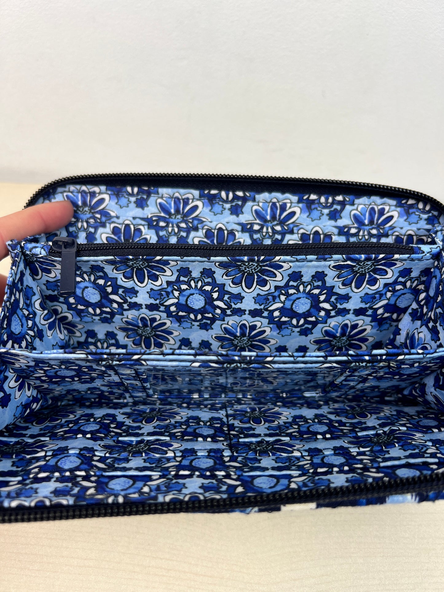 Wallet By Vera Bradley, Size: Medium