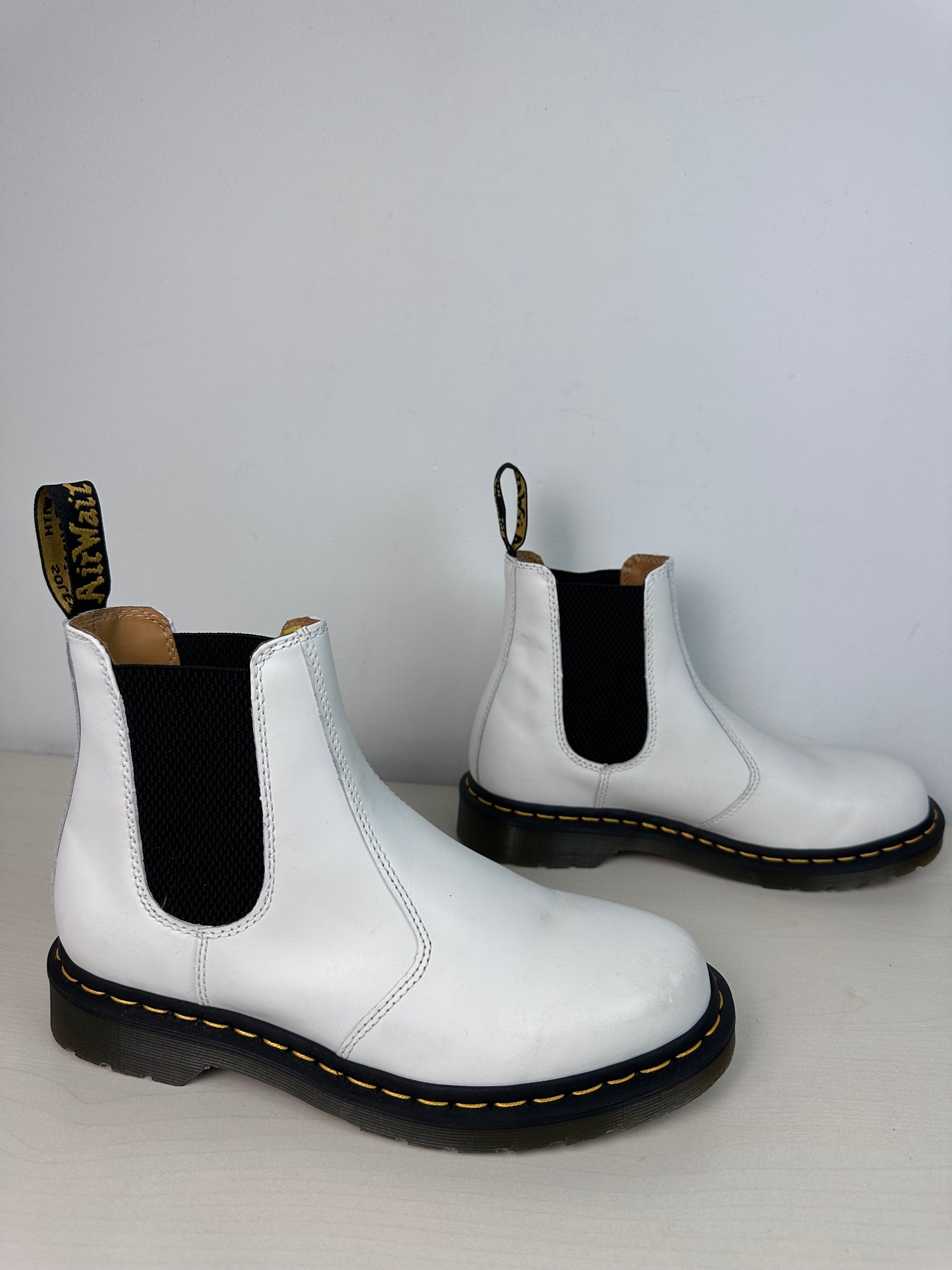 Boots Ankle Flats By Dr Martens In White, Size: 8