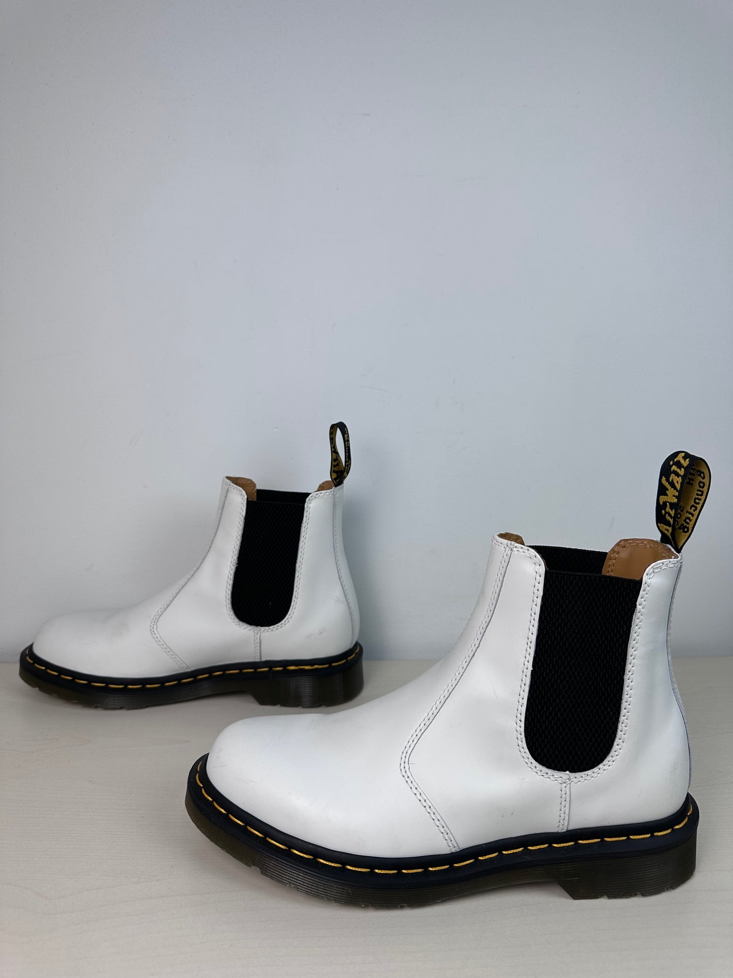 Boots Ankle Flats By Dr Martens In White, Size: 8