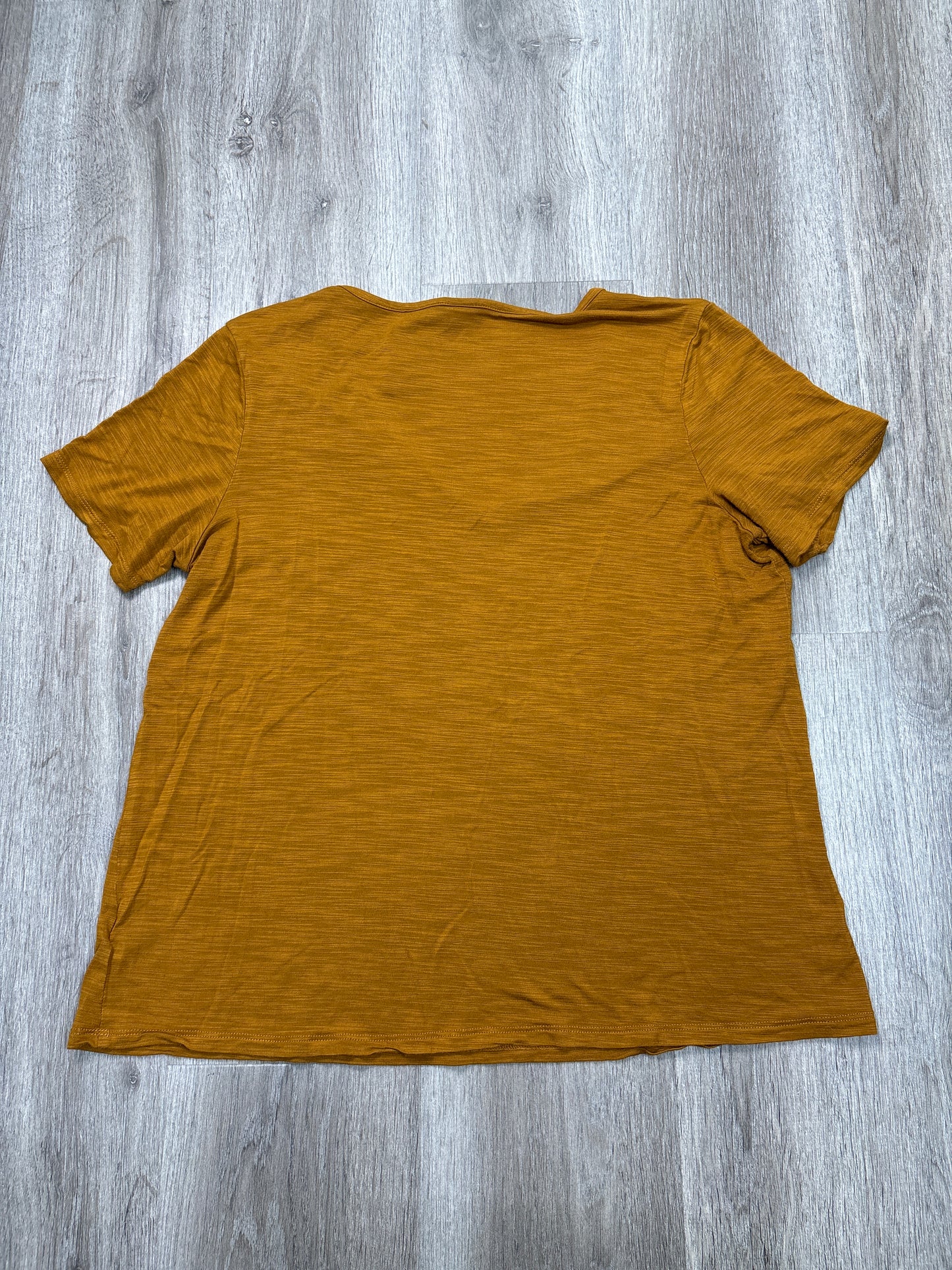 Top Short Sleeve Basic By Old Navy In Orange, Size: M