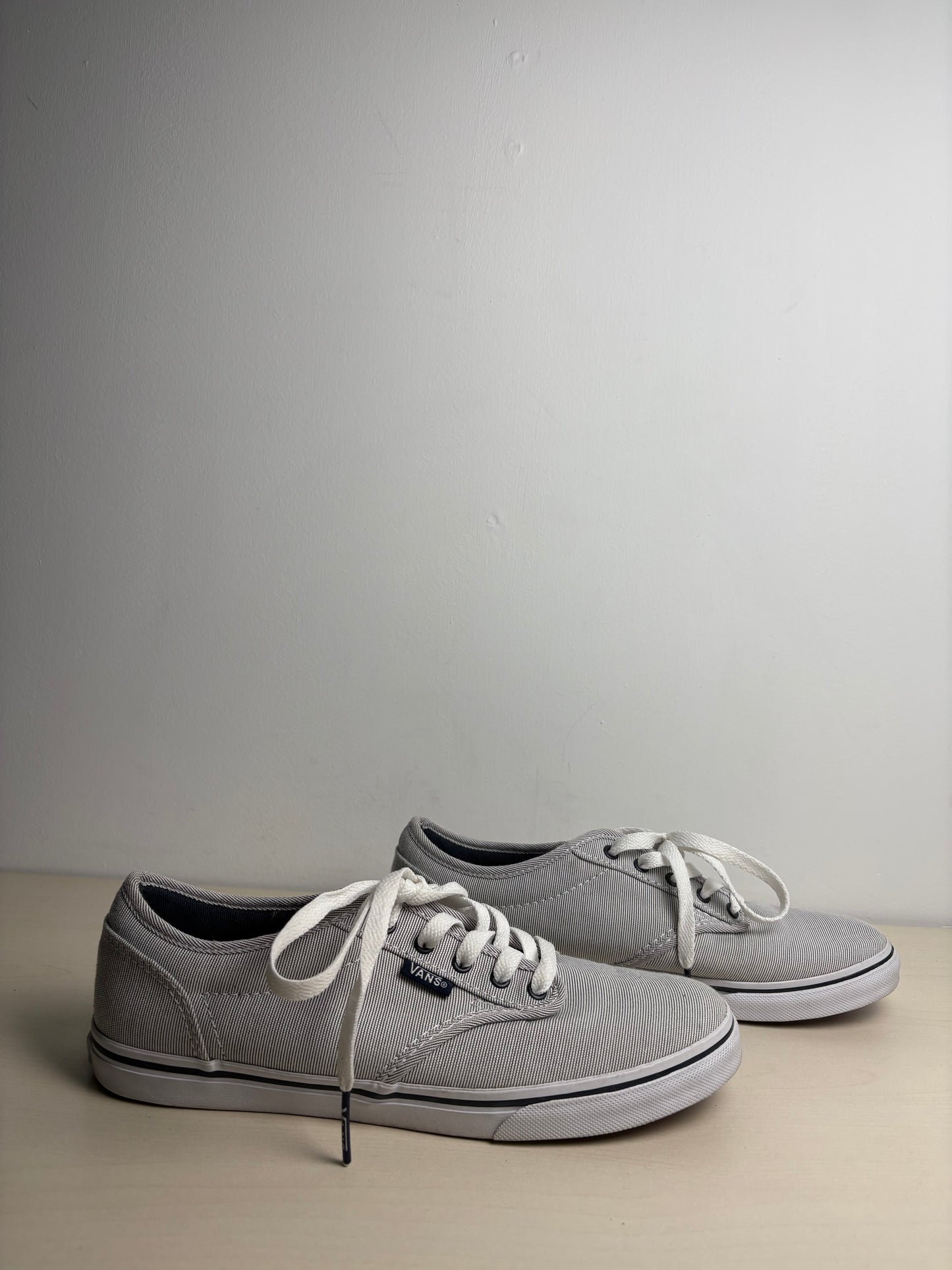 Shoes Sneakers By Vans In Grey, Size: 7