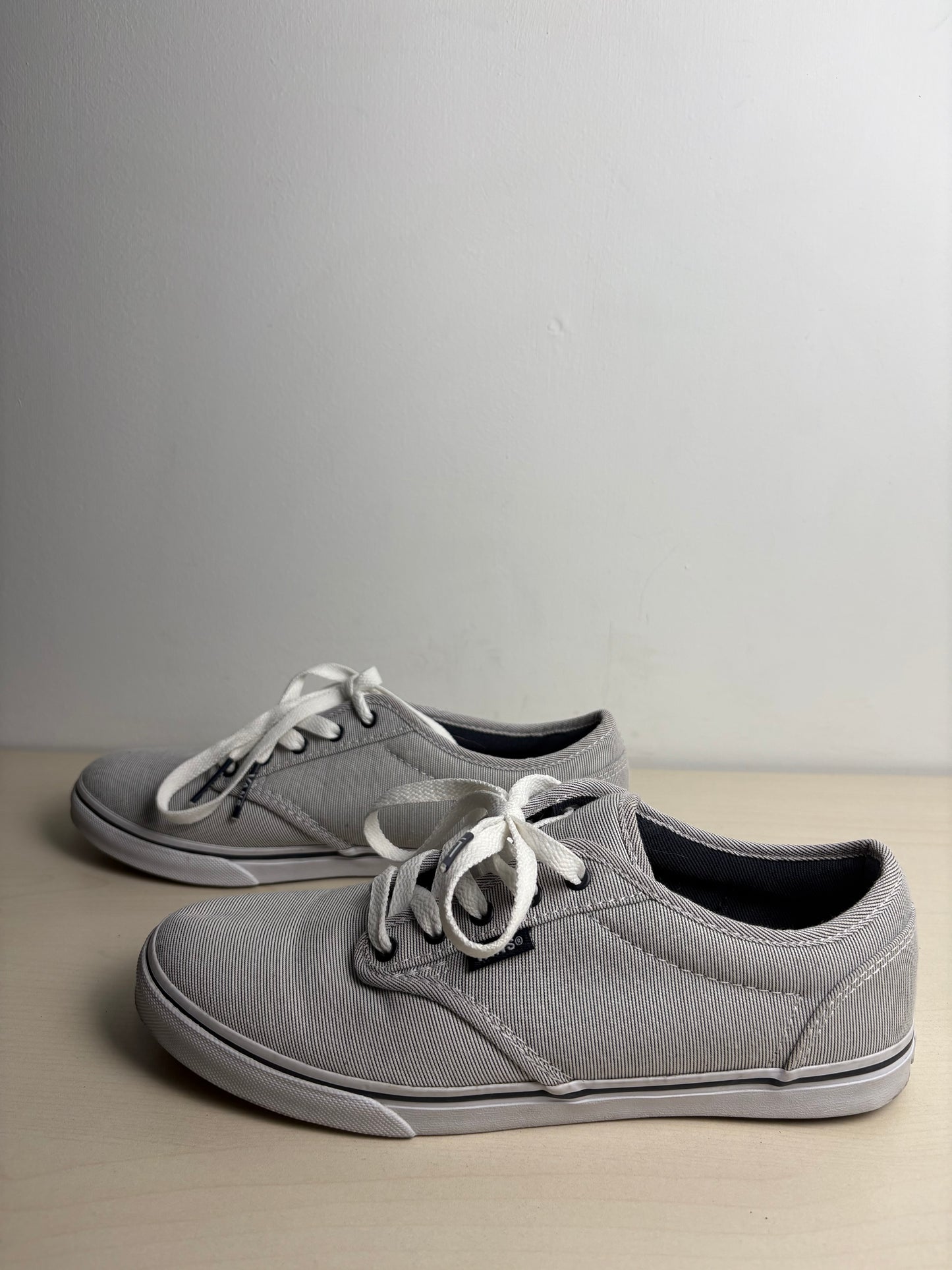 Shoes Sneakers By Vans In Grey, Size: 7