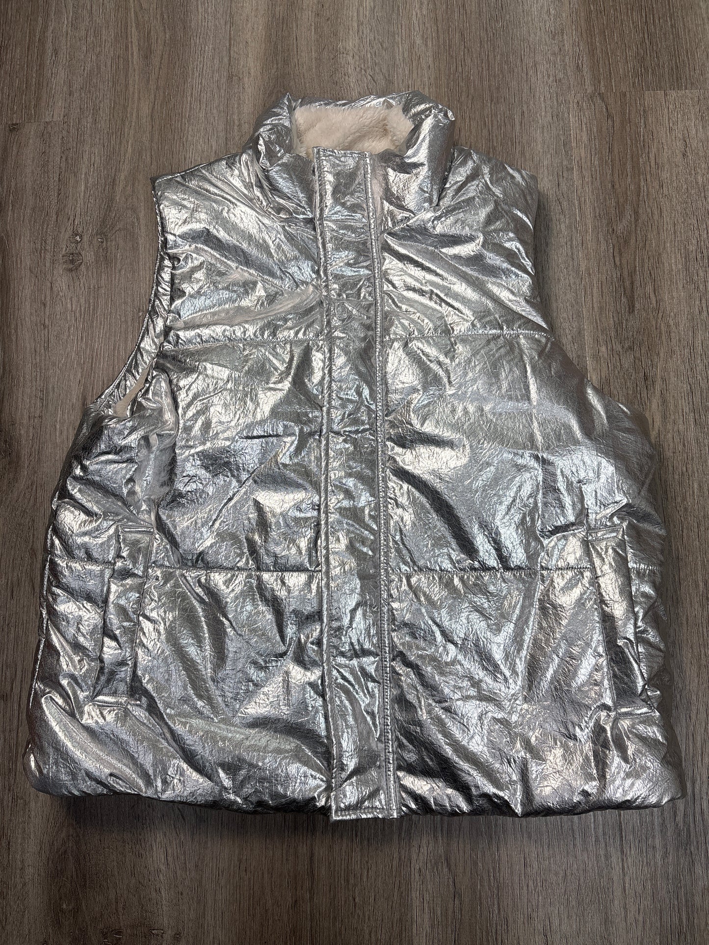 Vest Puffer & Quilted By A New Day In Silver, Size: M