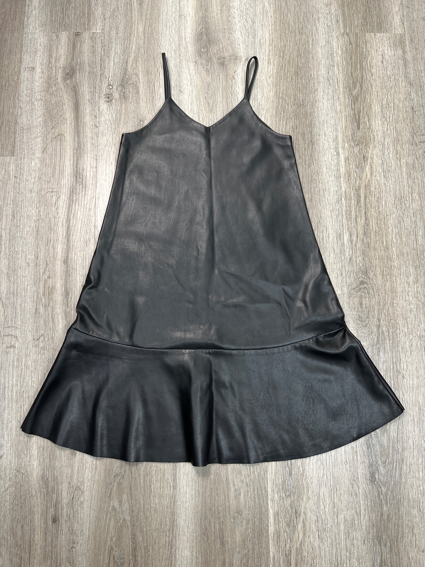 Dress Casual Short By Zara In Black, Size: M