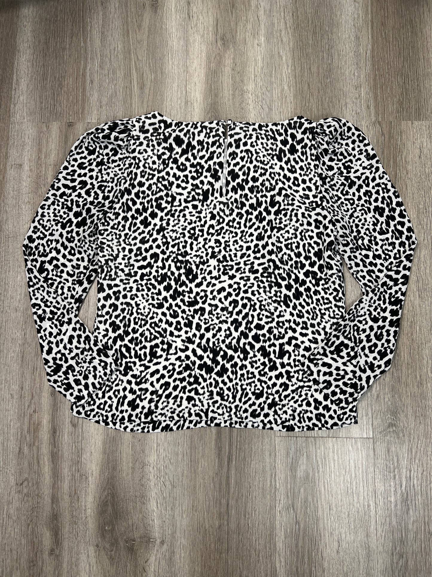 Blouse Long Sleeve By White House Black Market In Animal Print, Size: M