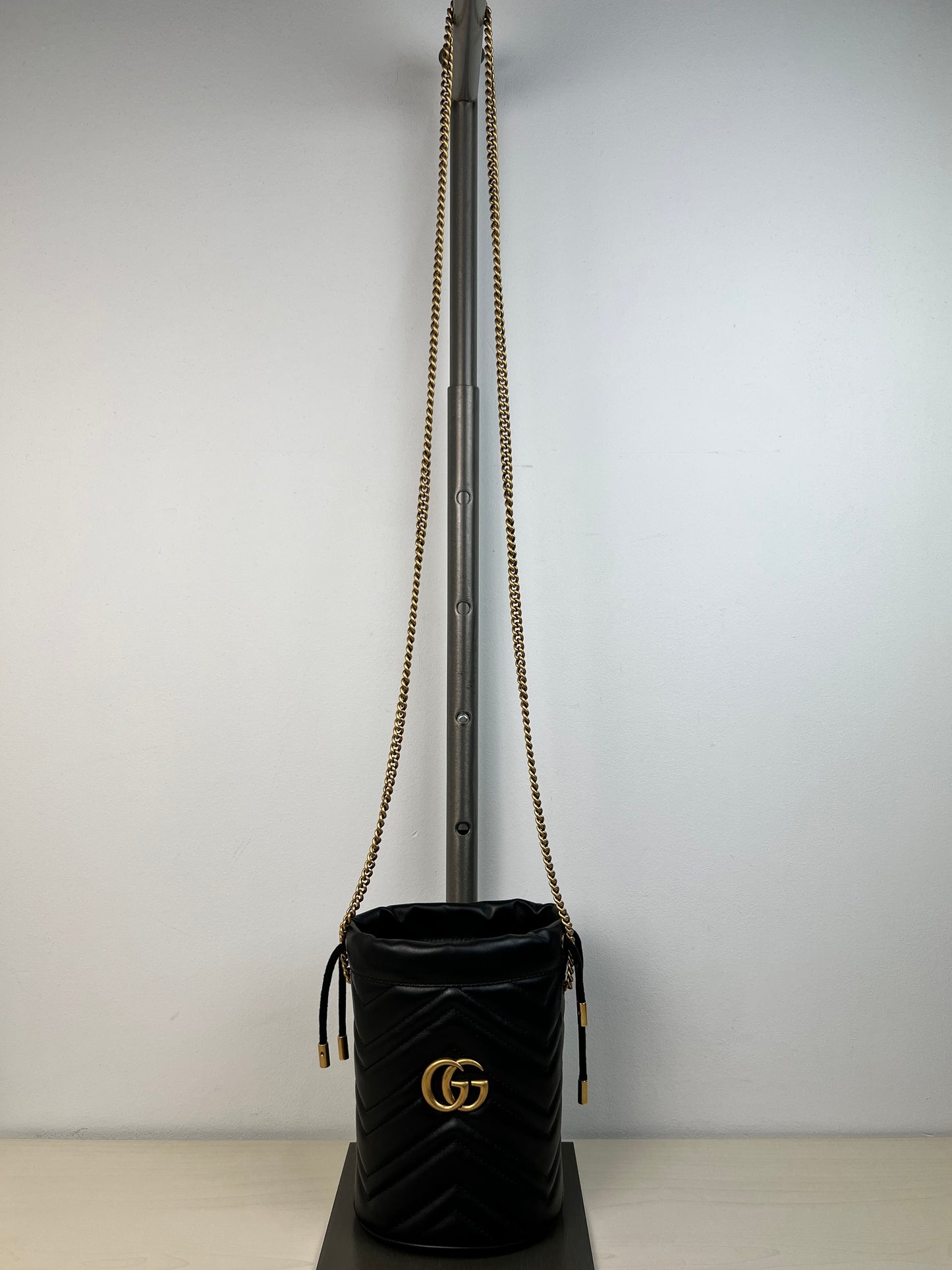 Crossbody Designer By Gucci, Size: Small