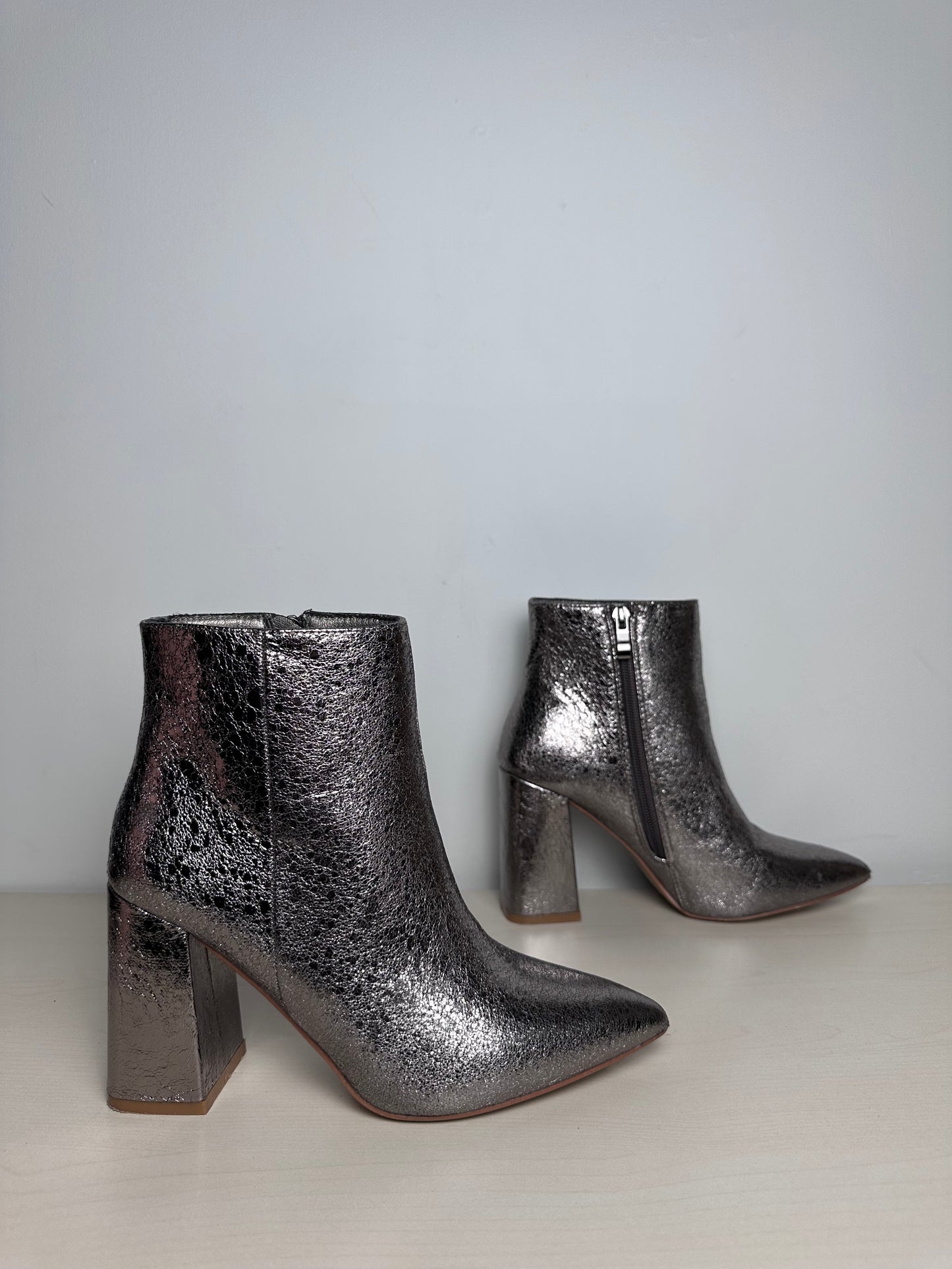 Boots Ankle Heels By Shu Shop In Silver, Size: 6.5