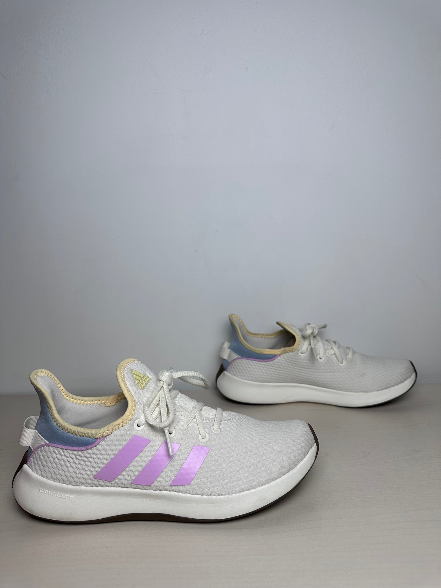 Shoes Athletic By Adidas In White, Size: 7.5